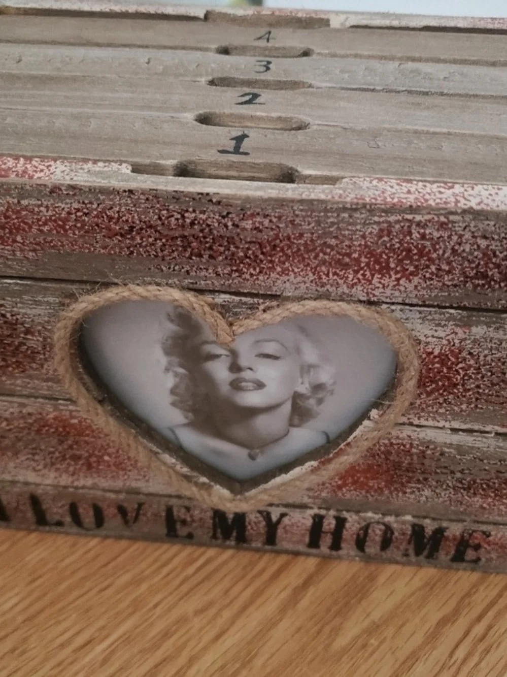 Rustic Red Heart Photo Frame - Home Accents Picture Frame